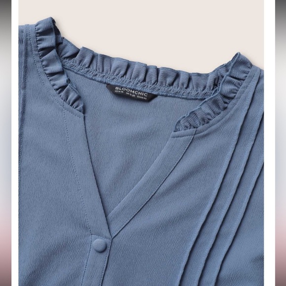 BloomChic Stone Stretchy Woven Pleated Button Detail Cap Sleeve Blouse 3XL us22 - Picture 5 of 9